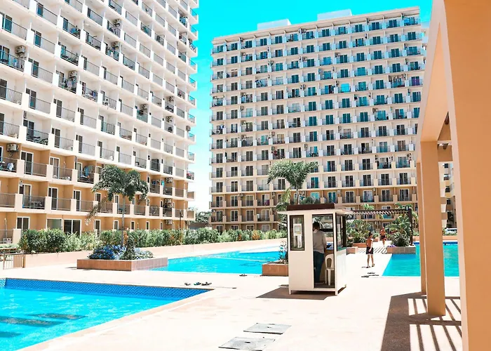 Saekyung With Balcony And Pool Near Mactan Airport 3*