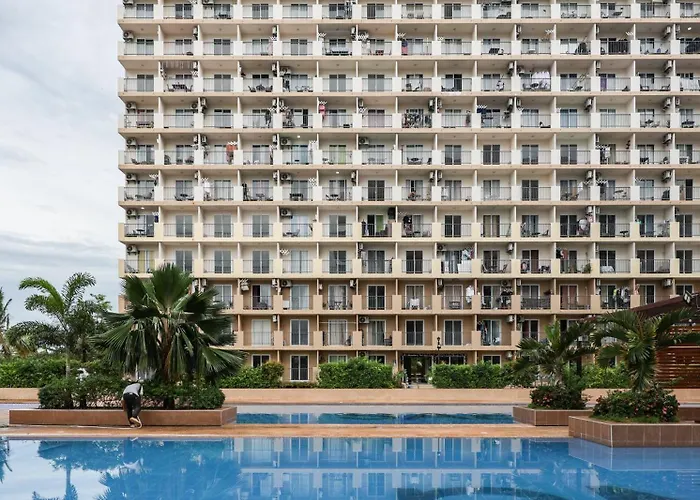Saekyung With Balcony And Pool Near Mactan Airport