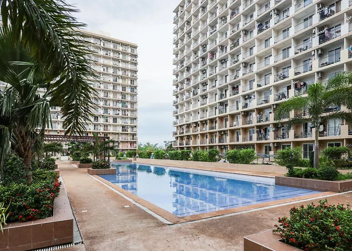Saekyung With Balcony And Pool Near Mactan Airport 3*